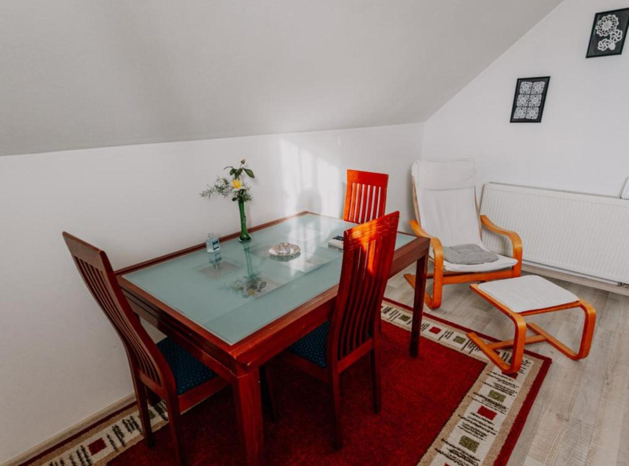 Apartmani Tea I Toni Gradiste Exterior foto