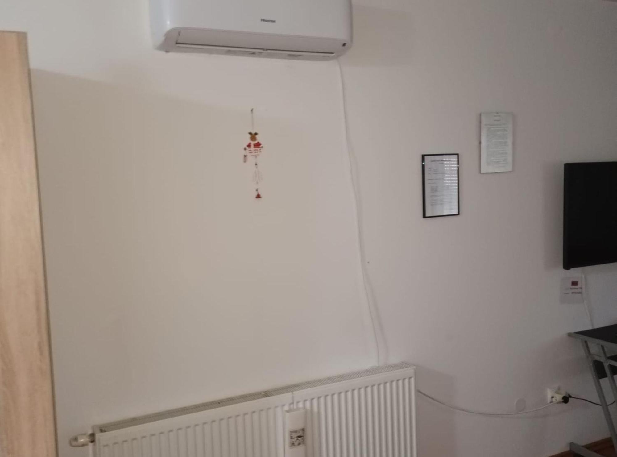 Apartmani Tea I Toni Gradiste Exterior foto