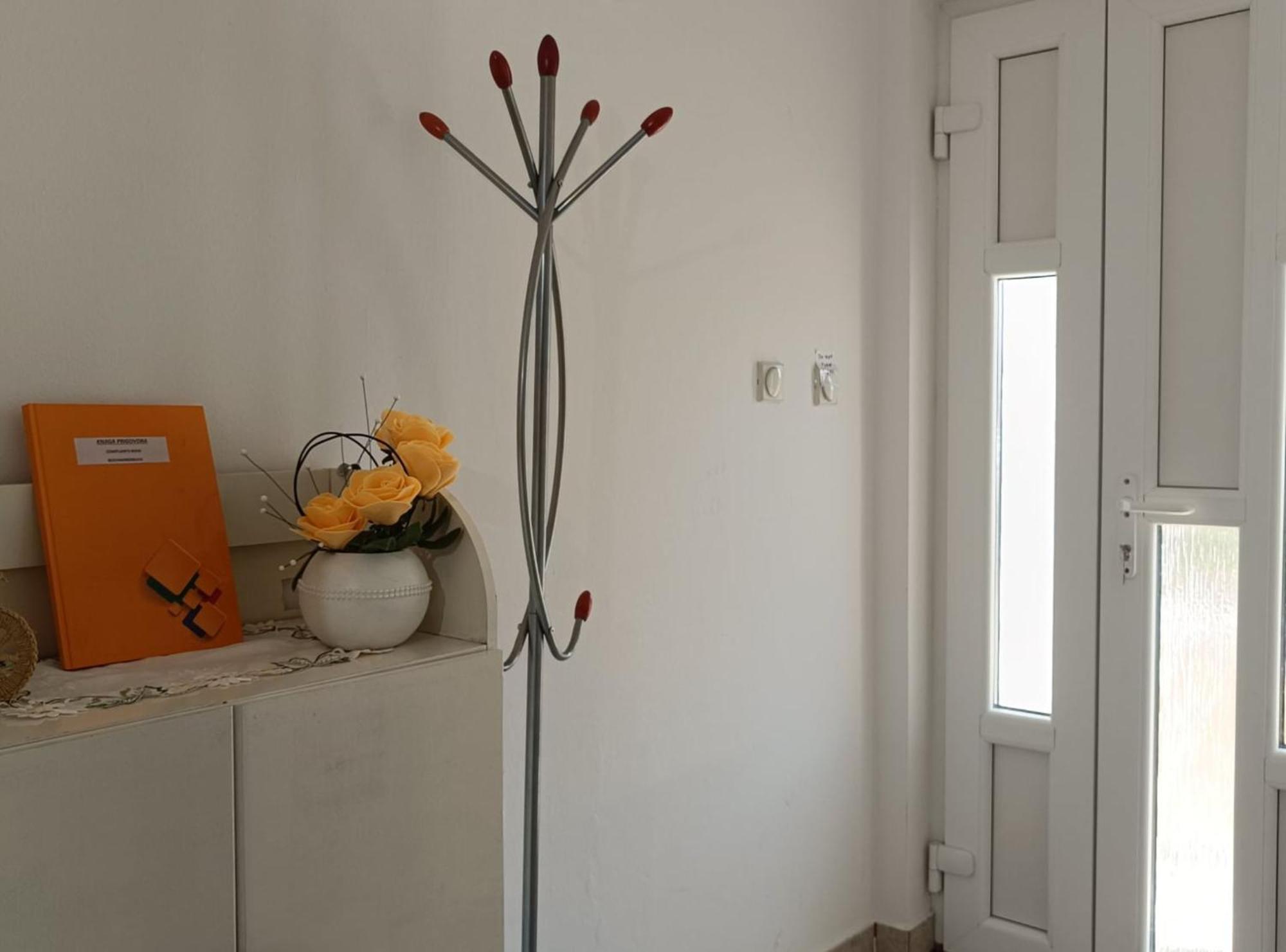 Apartmani Tea I Toni Gradiste Exterior foto